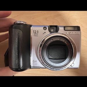 Grey and black Canon A650